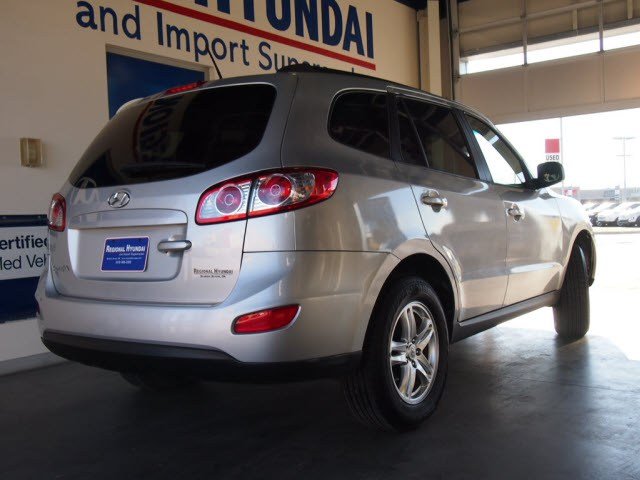Hyundai Santa Fe 2012 photo 3