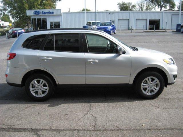 Hyundai Santa Fe 2012 photo 4