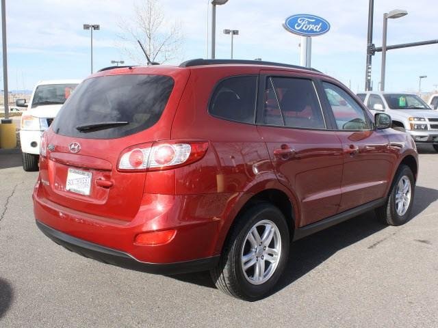 Hyundai Santa Fe 2012 photo 2