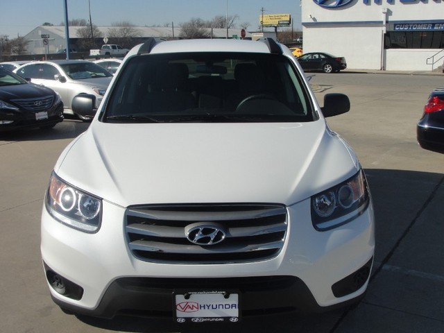 Hyundai Santa Fe 2012 photo 3