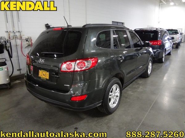 Hyundai Santa Fe 2012 photo 3