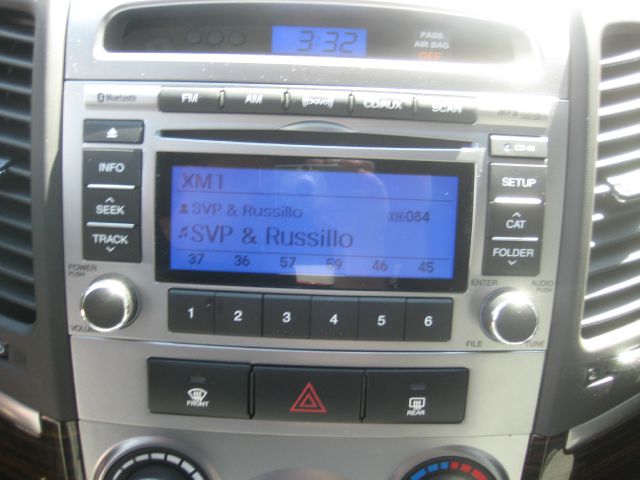 Hyundai Santa Fe XR W/ RES SUV