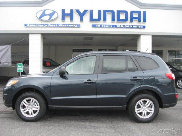 Hyundai Santa Fe FWD 4dr Sport Sport Utility