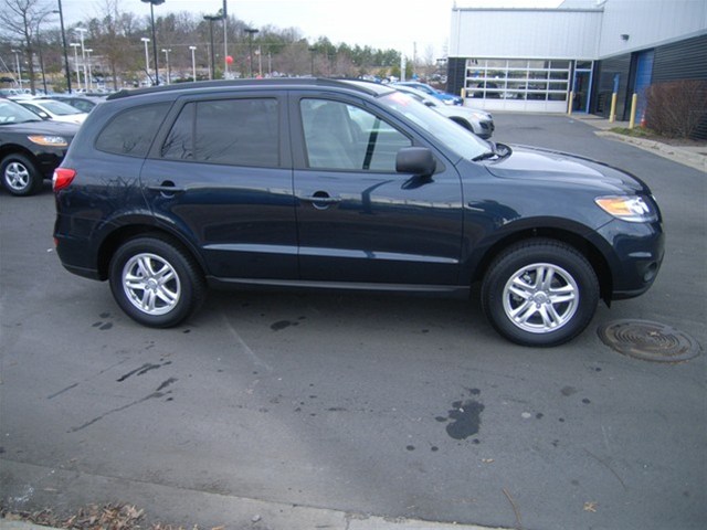 Hyundai Santa Fe 2012 photo 3