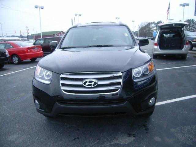 Hyundai Santa Fe 2012 photo 1