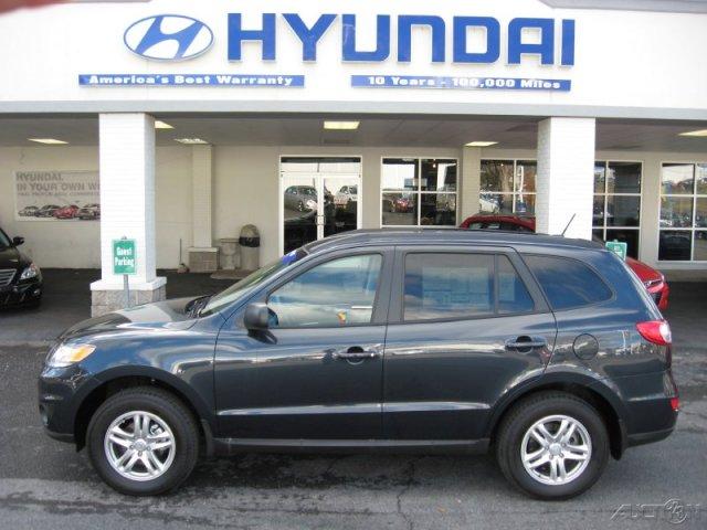 Hyundai Santa Fe FWD 4dr Sport Sport Utility
