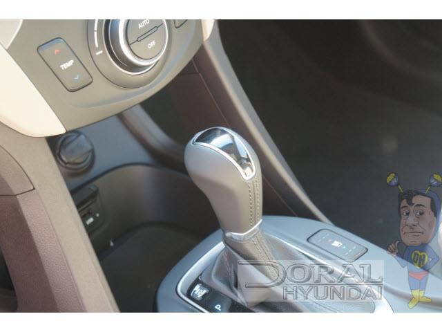 Hyundai Santa Fe 2014 photo 3
