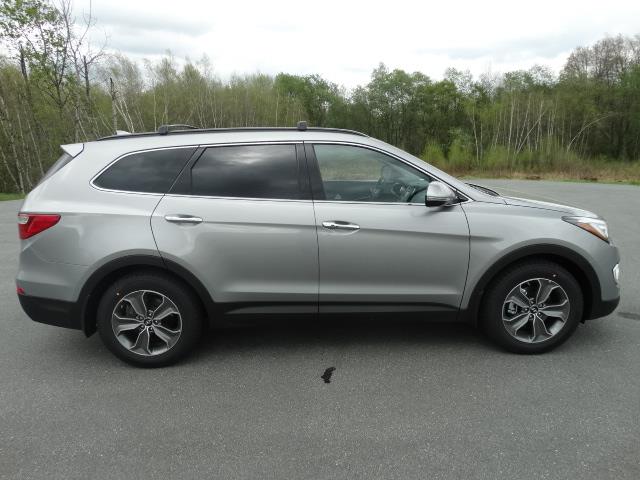 Hyundai Santa Fe 2014 photo 1
