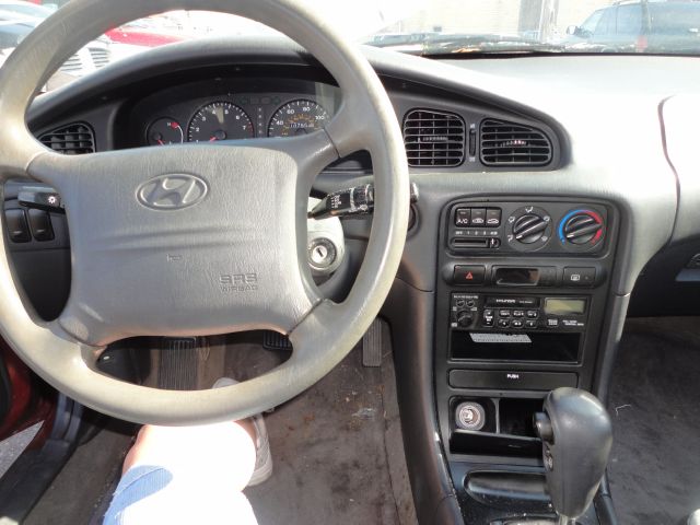 Hyundai Sonata 1997 photo 0