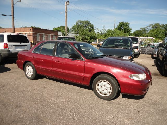 Hyundai Sonata 1997 photo 3