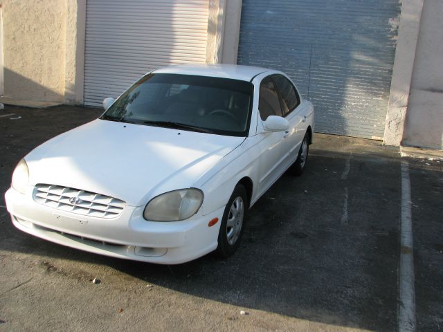 Hyundai Sonata 1999 photo 3