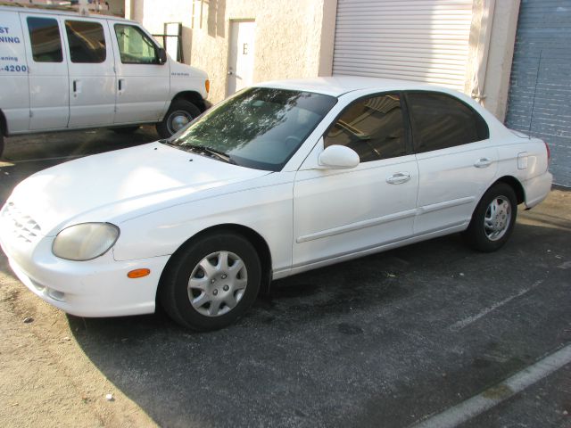 Hyundai Sonata 1999 photo 4