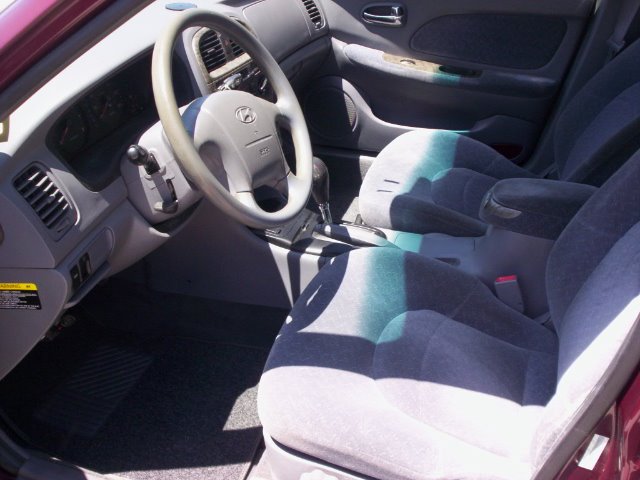 Hyundai Sonata 1999 photo 2