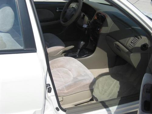 Hyundai Sonata 2000 photo 1