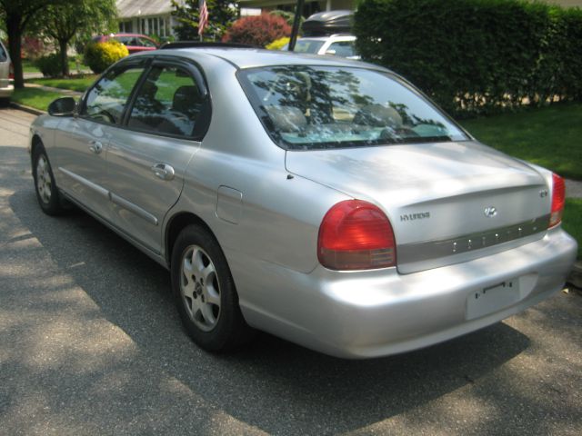 Hyundai Sonata 2000 photo 9