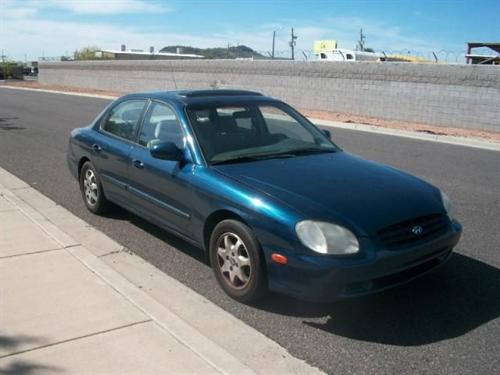 Hyundai Sonata 2000 photo 2