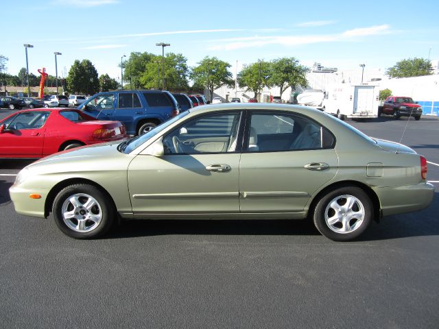Hyundai Sonata 2000 photo 3