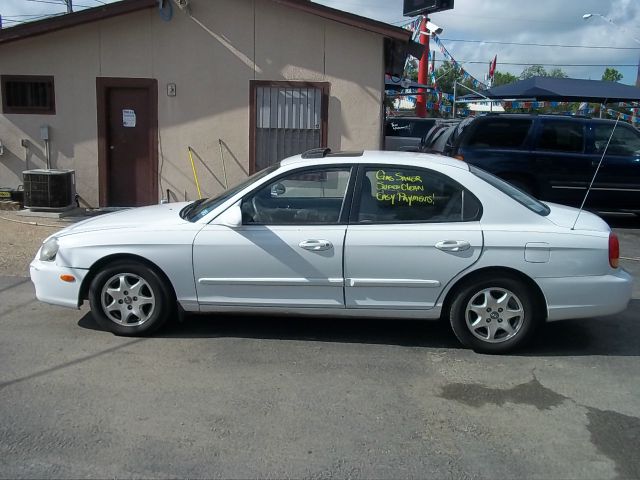Hyundai Sonata 2001 photo 2