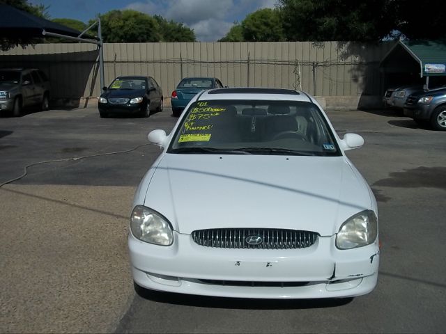 Hyundai Sonata 2001 photo 4