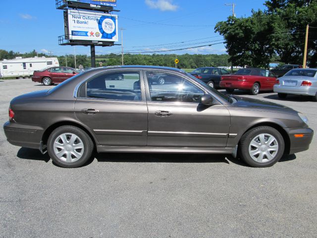 Hyundai Sonata 2002 photo 2