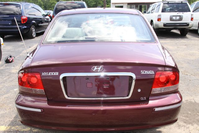 Hyundai Sonata 2002 photo 2