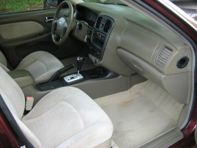 Hyundai Sonata 2002 photo 14