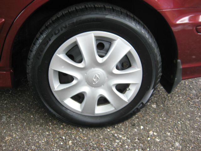 Hyundai Sonata 2002 photo 18