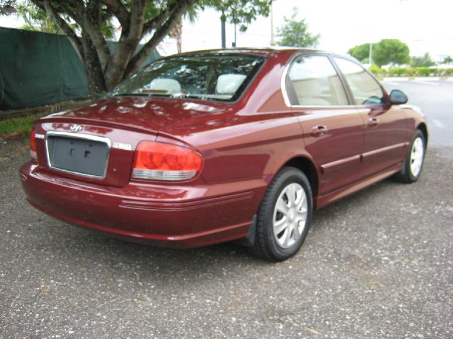 Hyundai Sonata 2002 photo 21