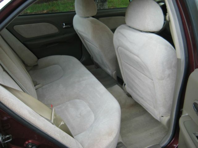 Hyundai Sonata 2002 photo 4