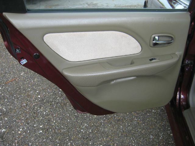 Hyundai Sonata 2002 photo 8