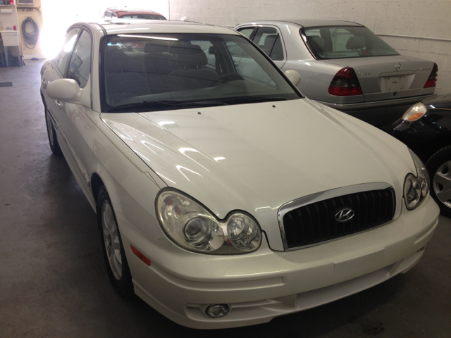 Hyundai Sonata 2002 photo 4