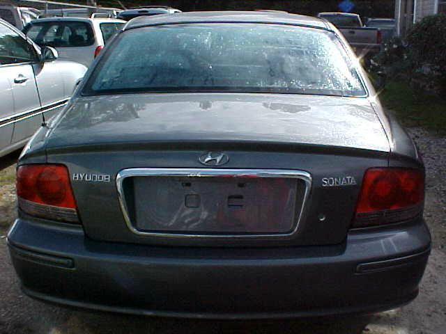 Hyundai Sonata 2002 photo 2