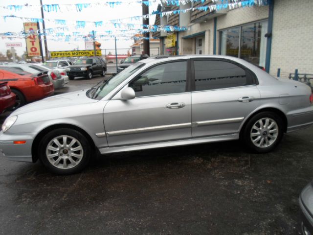 Hyundai Sonata 2002 photo 1