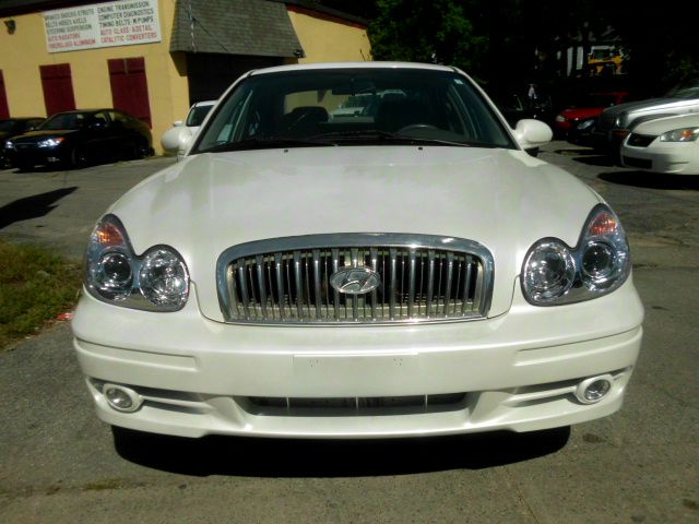 Hyundai Sonata 2002 photo 0