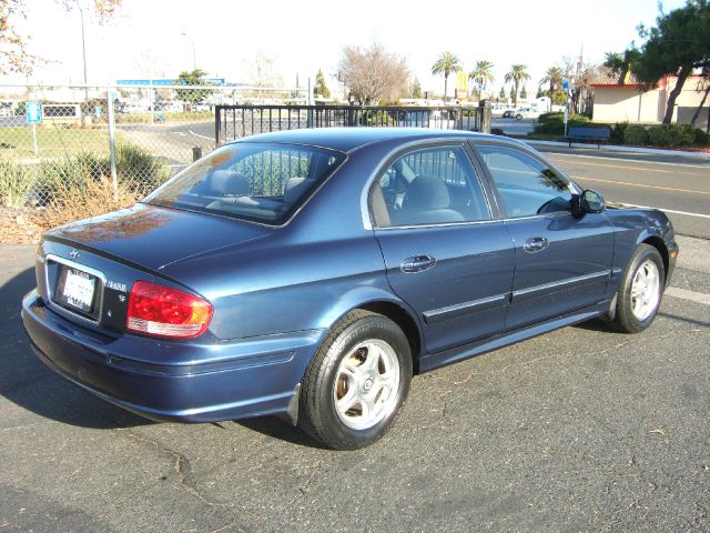 Hyundai Sonata 2002 photo 4