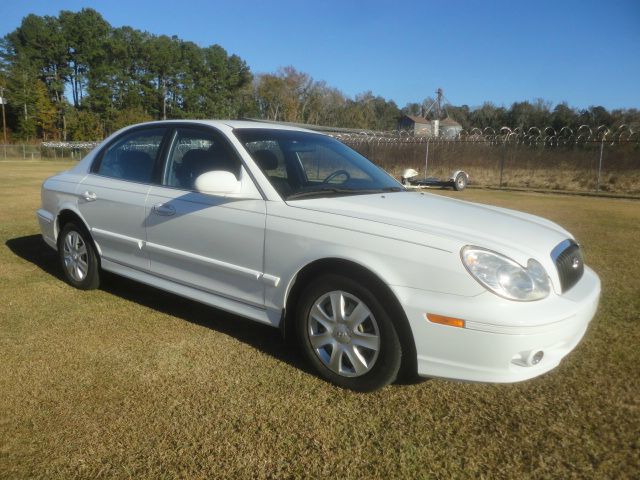 Hyundai Sonata 2002 photo 3