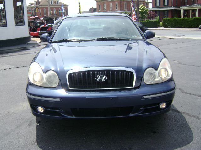 Hyundai Sonata 2003 photo 2