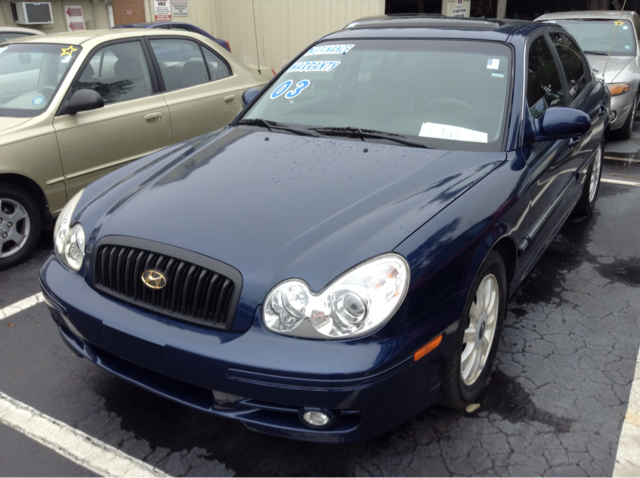 Hyundai Sonata 2003 photo 1
