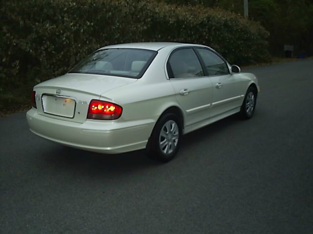 Hyundai Sonata 2003 photo 4