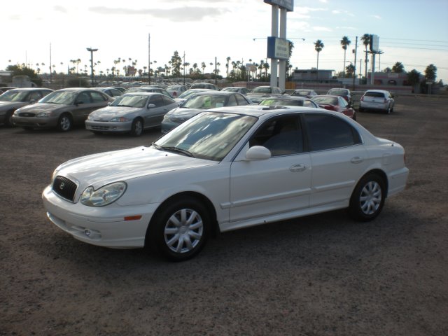Hyundai Sonata 2003 photo 1