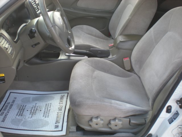 Hyundai Sonata 2003 photo 2
