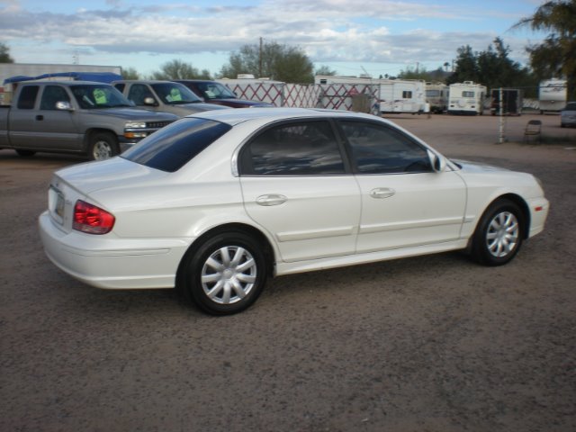 Hyundai Sonata 2003 photo 4