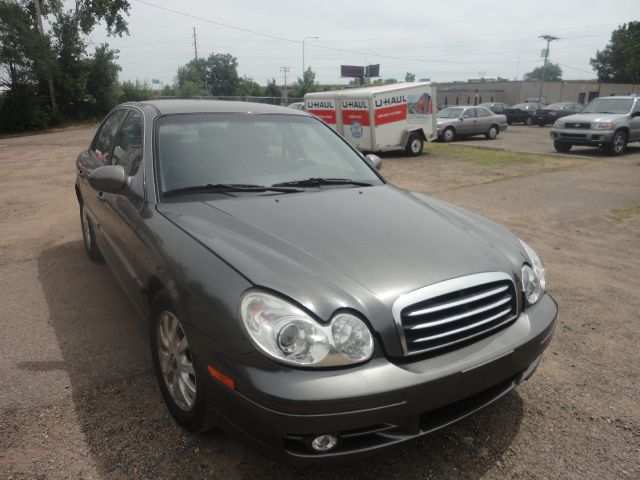 Hyundai Sonata 2003 photo 4
