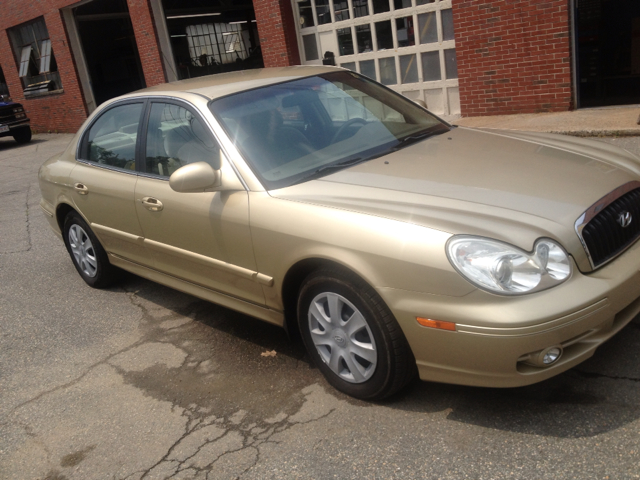 Hyundai Sonata 2003 photo 1