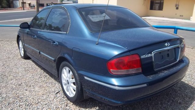 Hyundai Sonata 2003 photo 3