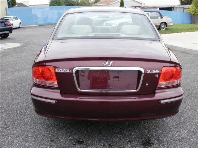 Hyundai Sonata 2004 photo 1