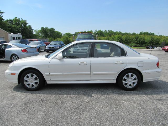 Hyundai Sonata 2004 photo 3