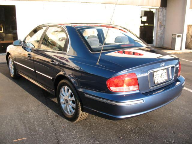 Hyundai Sonata 2004 photo 4