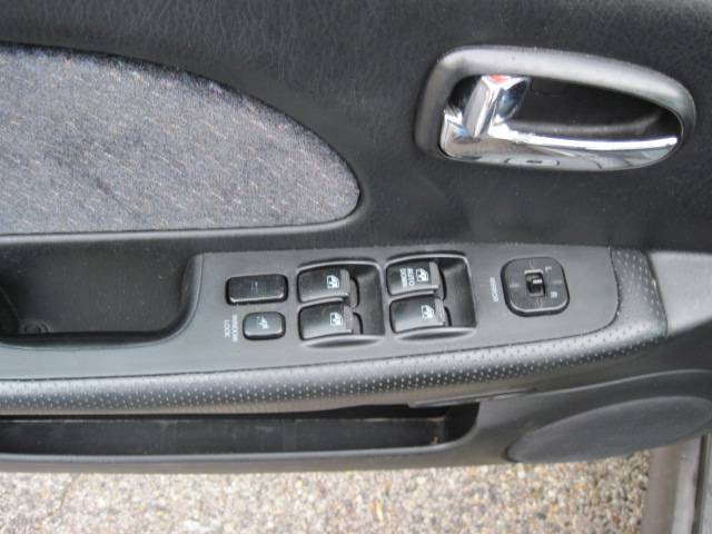 Hyundai Sonata 2004 photo 4