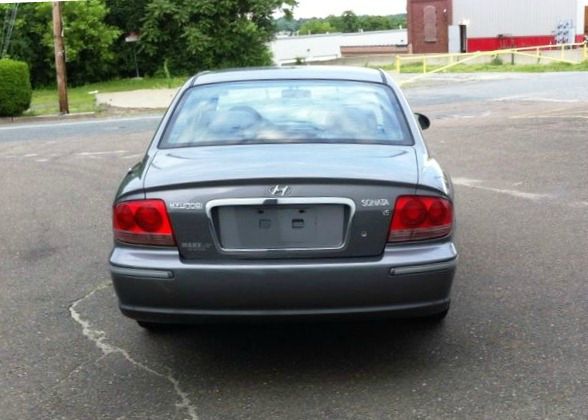 Hyundai Sonata 2004 photo 1
